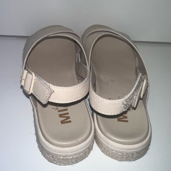 Mia- cream sandals - Picture 6 of 7